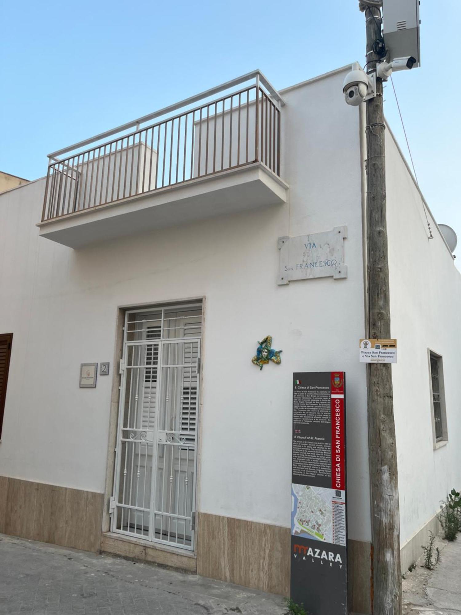 Al Canto Del Muezzin - Apartment مازارا ديل فالو المظهر الخارجي الصورة